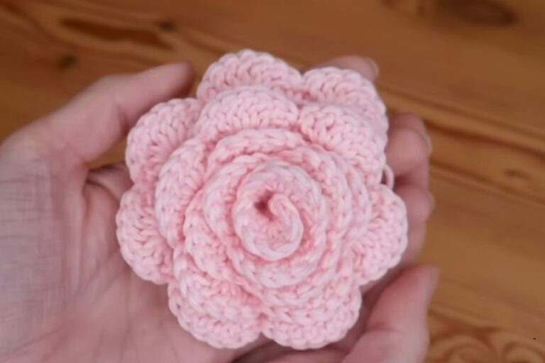 Easy Crochet Rose Pattern for Every Crochet Lover
