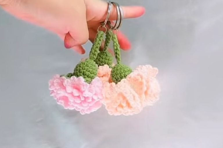 Crochet Carnation Flower Keychain You’ll Love to Try