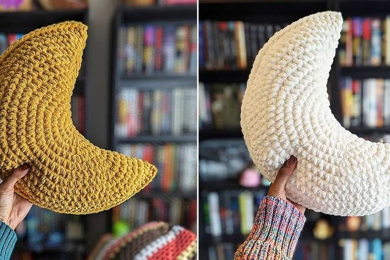 Crochet Moon Pillow for a Dreamy Bedroom Touch