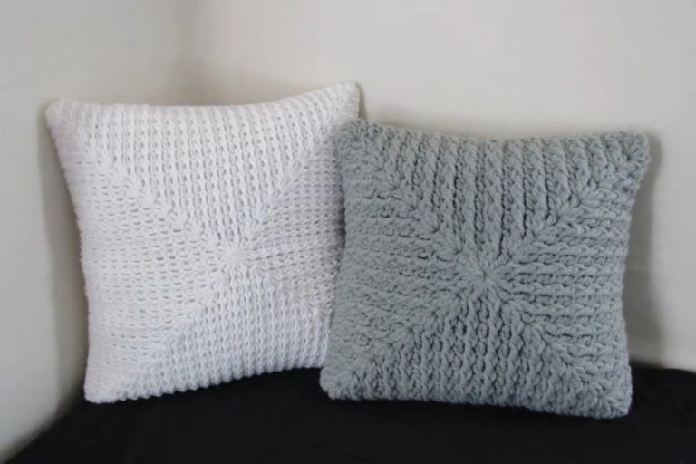 Crochet Pillow Pattern for a Cozy Home Makeover