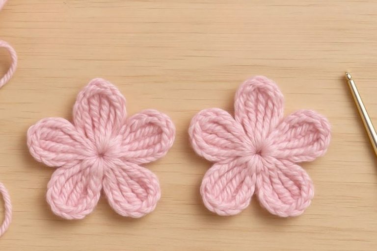 Crochet Sakura Flower Tutorial for a Delicate Touch